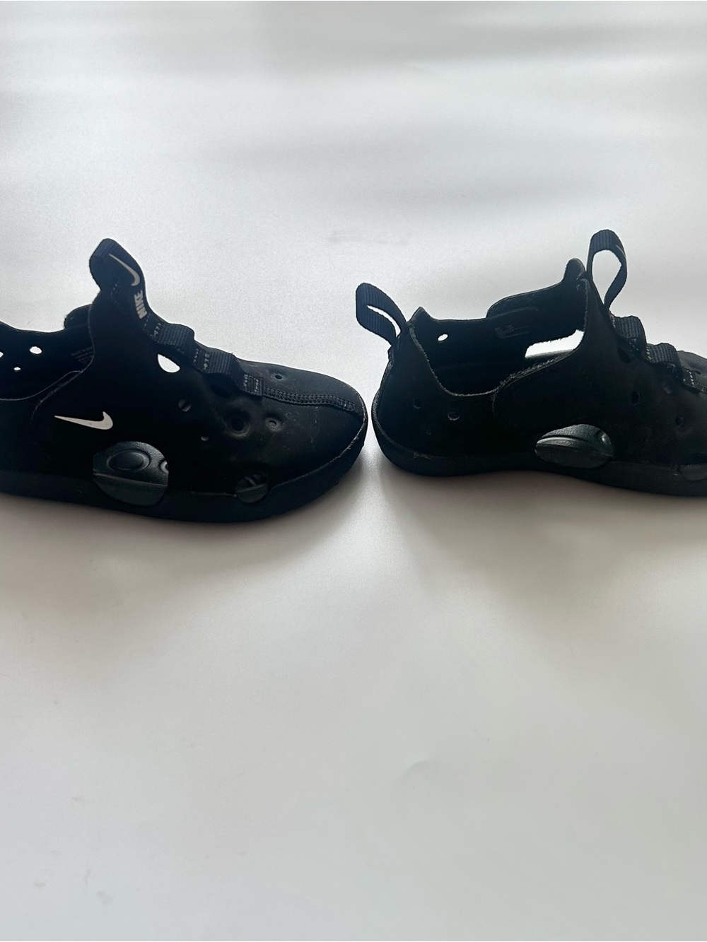 Nike Sandals - Picture 2 of 5